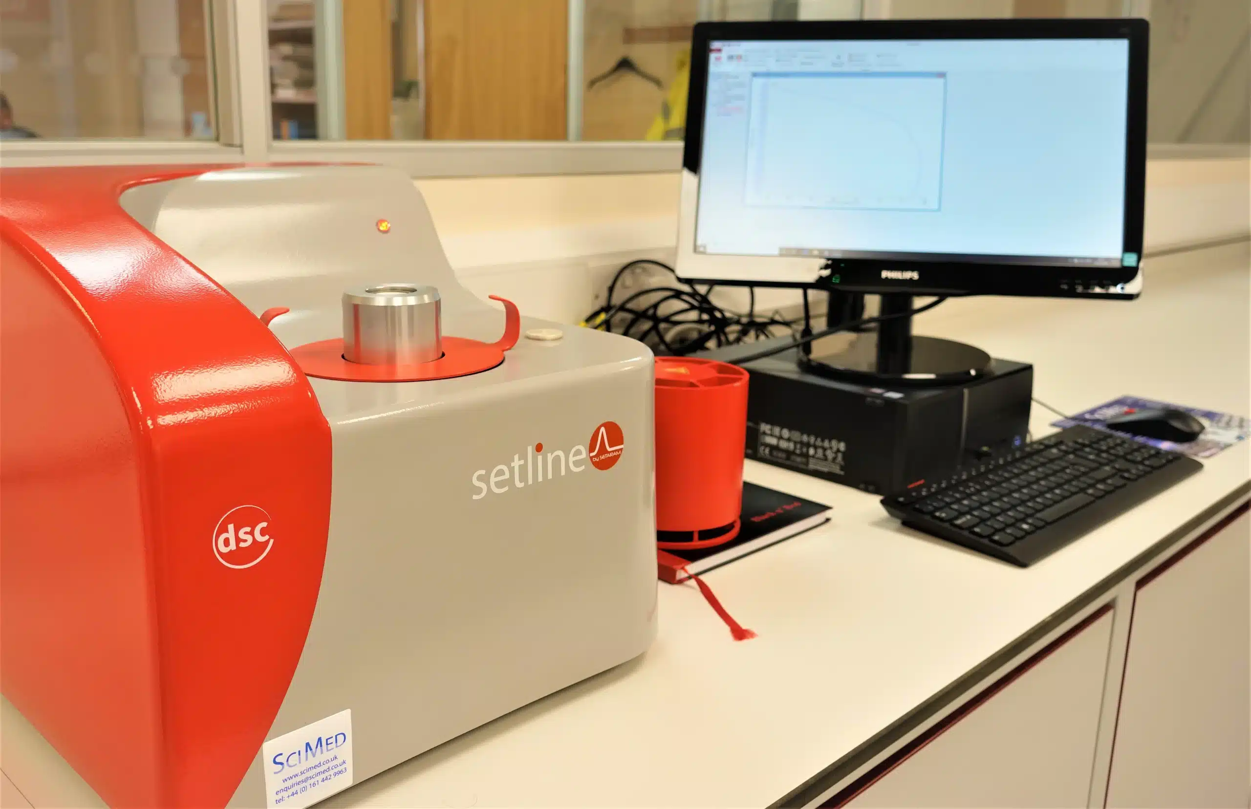 differential scanning calorimeter